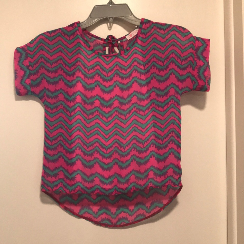 Super cute girls fashion top! Beautiful colors! 💗